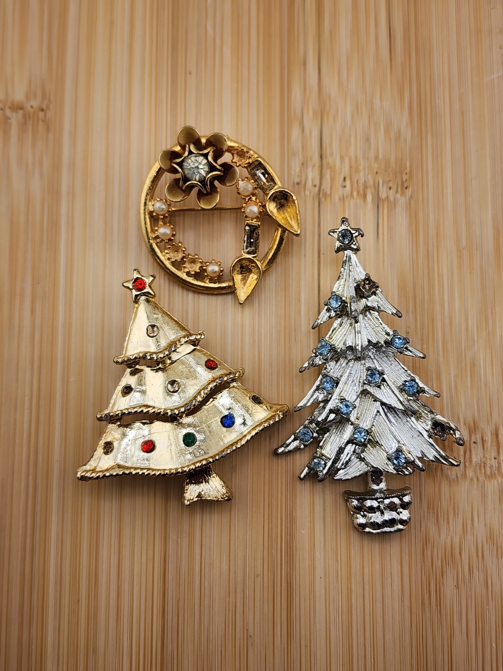 Lot Of 3 Gold and Silver Tone Brooch Set - For Repoursing Crafting 0621